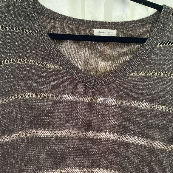 Urban Outfitters Silence and Noise Sweater - Picture 5 of 5